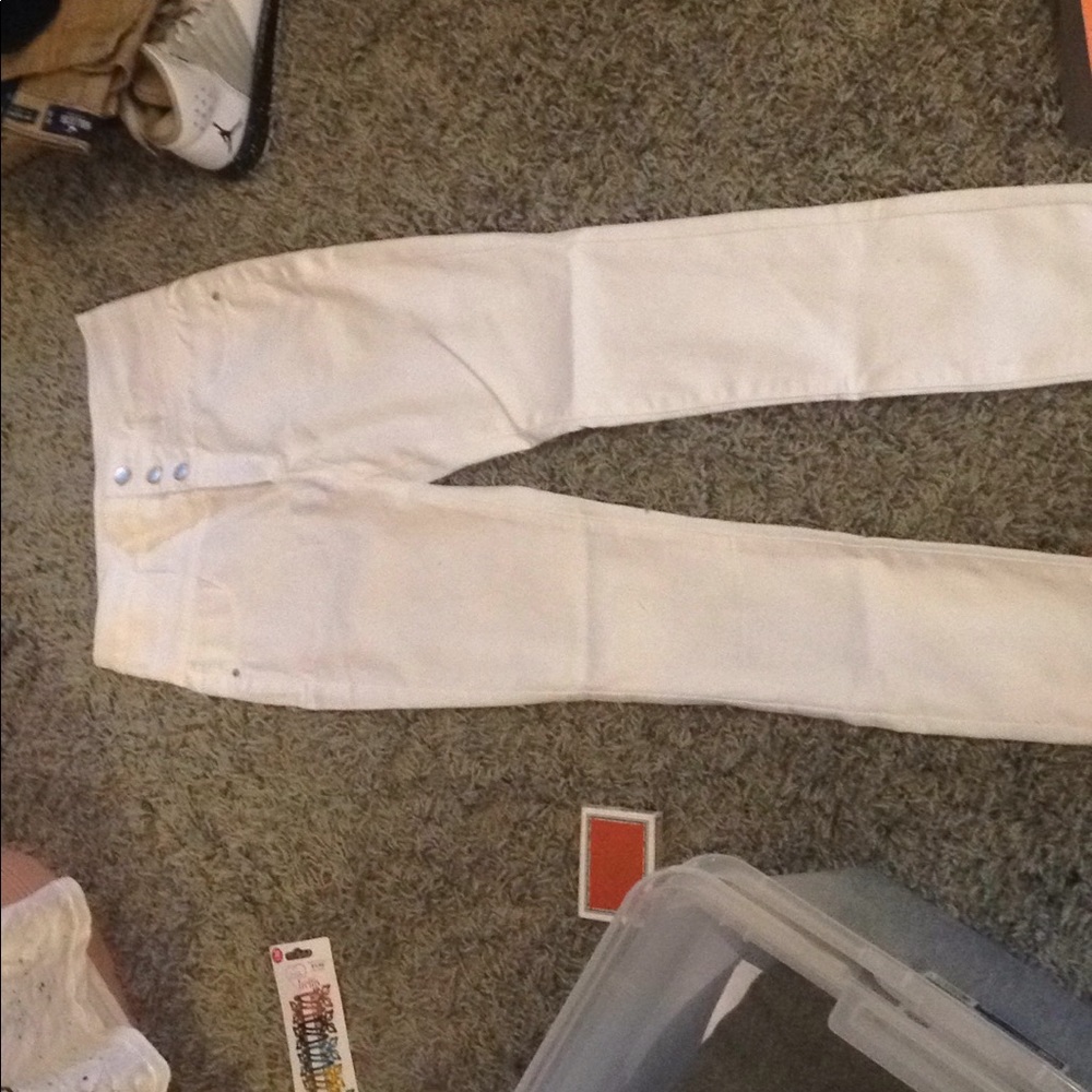 High waisted jeans
